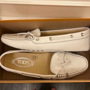 Brand new never worn TOD white loafers